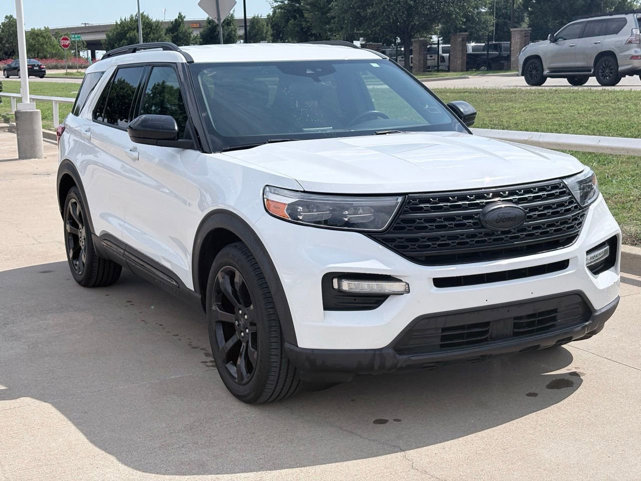 2020 Ford Explorer XLT RWD's photo