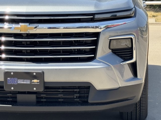 2027 Chevrolet Traverse LT - Photo 9