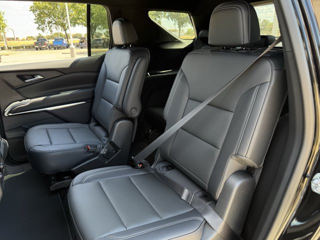 2027 Chevrolet Traverse LT - Photo 22