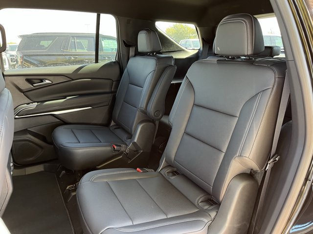 2027 Chevrolet Traverse LT - Photo 23