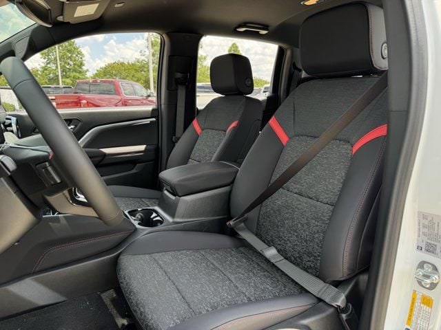 2026 Chevrolet Colorado Z71 - Photo 17