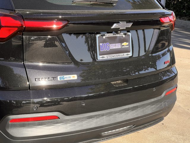 2027 Chevrolet Bolt RS - Photo 6