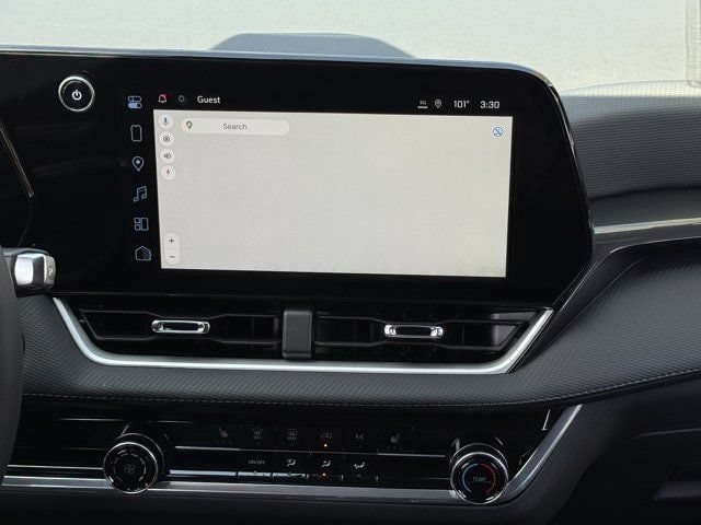 2027 Chevrolet Equinox LT - Photo 12
