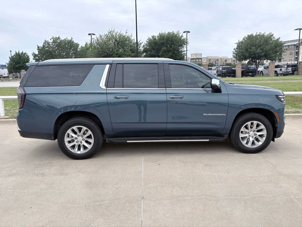 Used 2025 Chevrolet Suburban Premier SUV