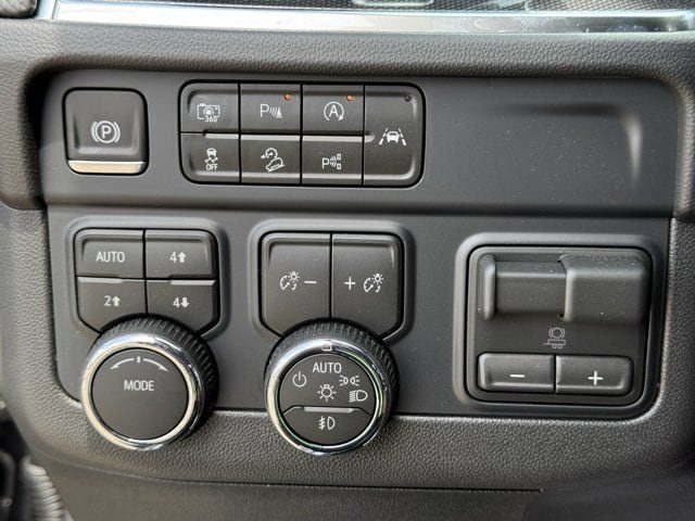 2026 Chevrolet Tahoe RST - Photo 18