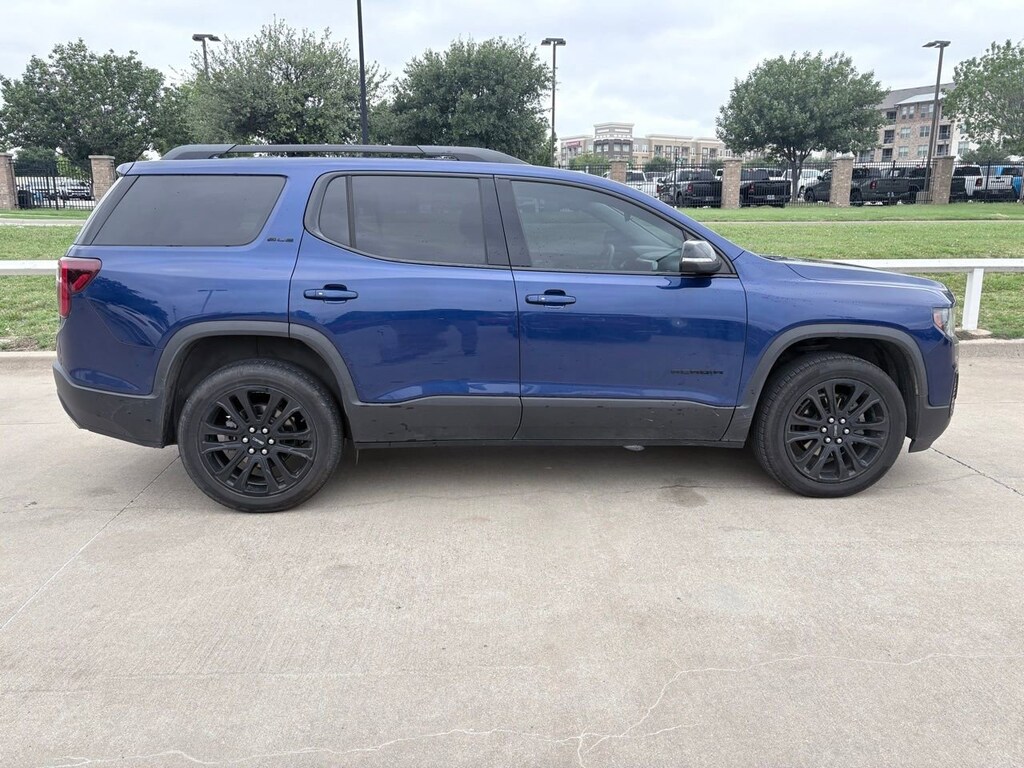 Used 2023 GMC Acadia SLE SUV
