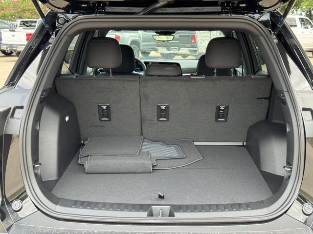 2027 Chevrolet Equinox LT - Photo 26