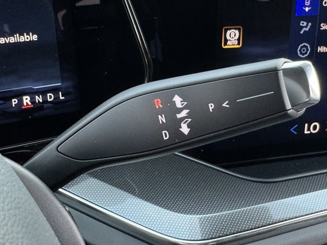 2026 Chevrolet Suburban RST - Photo 16