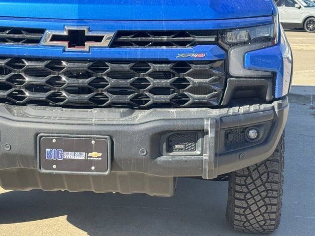 2026 Chevrolet Silverado 1500 ZR2 - Photo 9