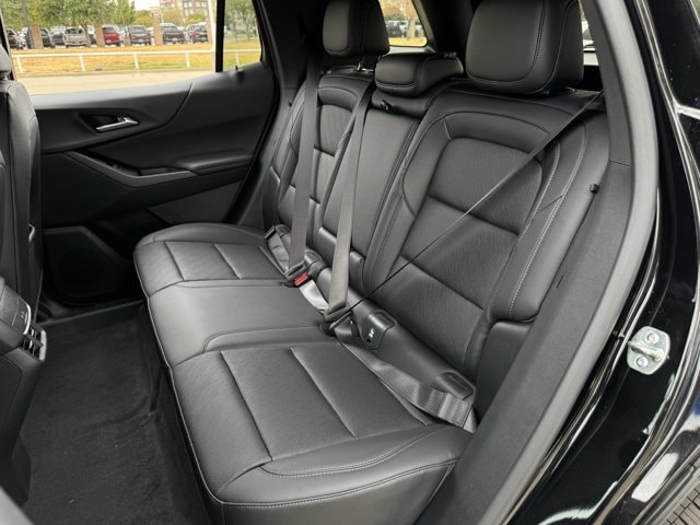 2027 Chevrolet Equinox LT - Photo 24