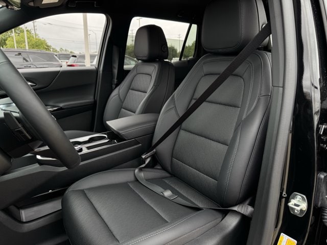 2027 Chevrolet Equinox LT - Photo 21