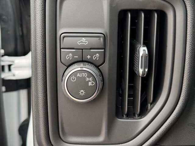 2026 Chevrolet Silverado 1500 Custom - Photo 19