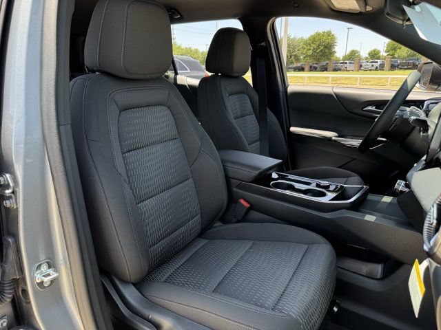 2027 Chevrolet Equinox LT - Photo 24