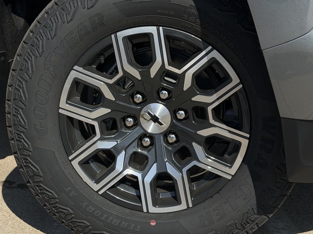 2026 Chevrolet Colorado Z71 - Photo 10