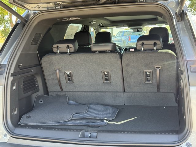 2027 Chevrolet Traverse LT - Photo 26
