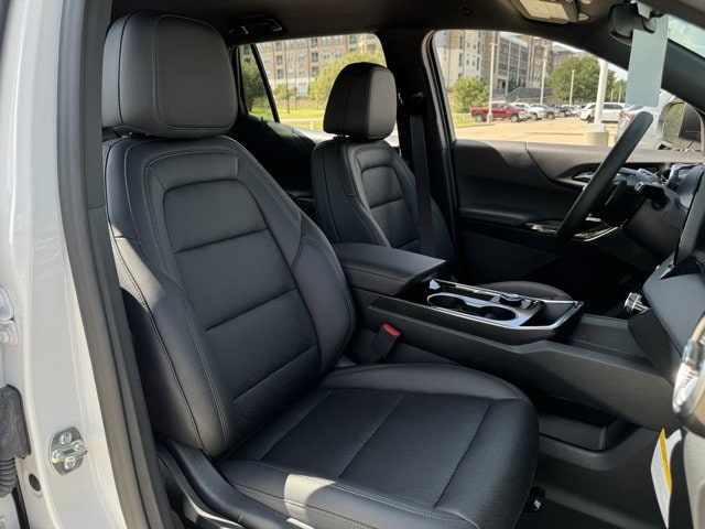 2027 Chevrolet Equinox LT - Photo 25