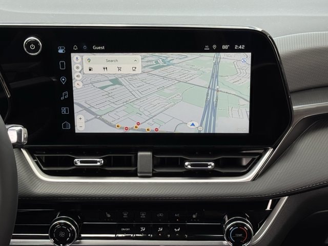 2027 Chevrolet Equinox LT - Photo 13