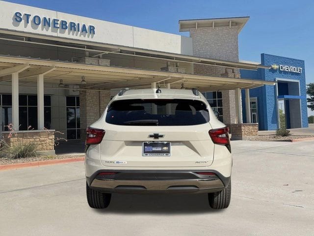 2026 Chevrolet Trax Activ - Photo 6