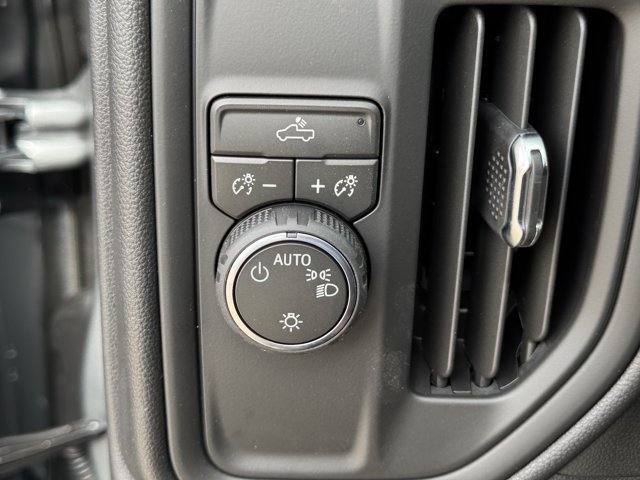 2026 Chevrolet Silverado 1500 Custom - Photo 16