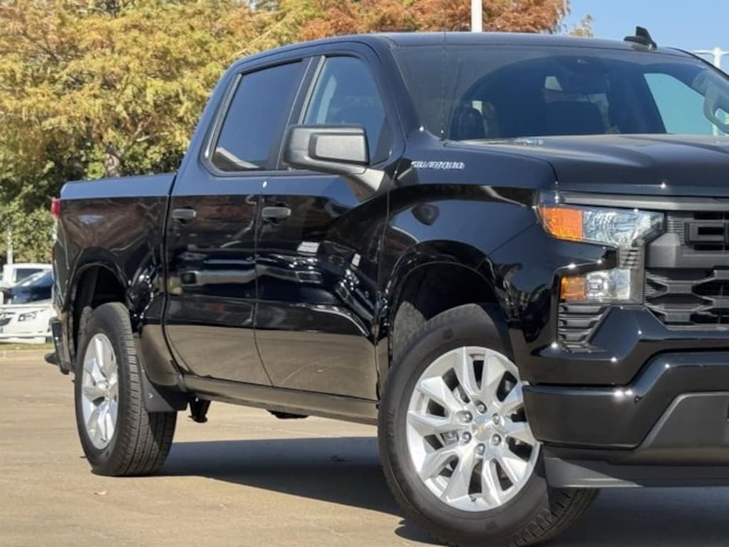 New 2026 Chevrolet Silverado 1500 Custom Truck Crew Cab