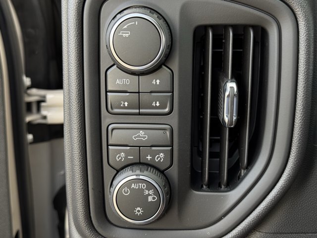 2026 Chevrolet Silverado 1500 Custom Trail Boss - Photo 18