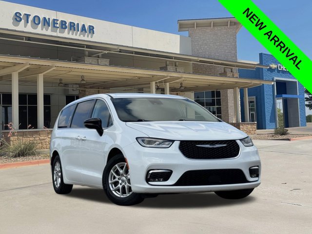 2024 Chrysler Pacifica