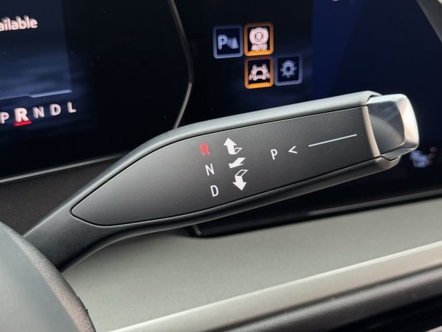 2027 Chevrolet Traverse LT - Photo 17