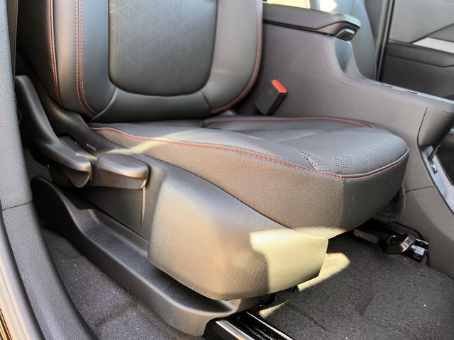 2027 Chevrolet Bolt RS - Photo 25
