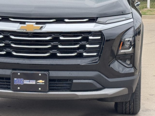 2027 Chevrolet Equinox LT - Photo 8