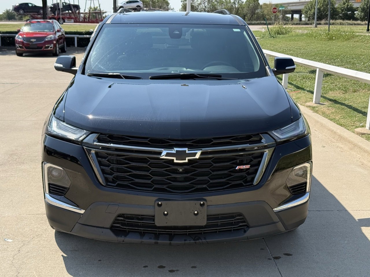 2022 Chevrolet Traverse RS photo 2