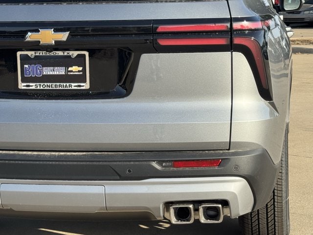 2027 Chevrolet Traverse LT - Photo 6