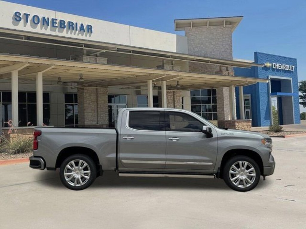 New 2026 Chevrolet Silverado 1500 High Country Truck Crew Cab