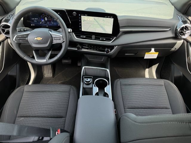 2027 Chevrolet Equinox LT - Photo 10