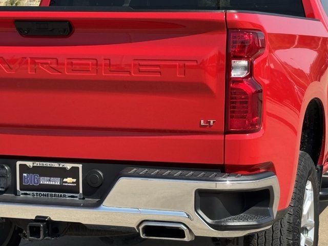 View vehicle photo 6