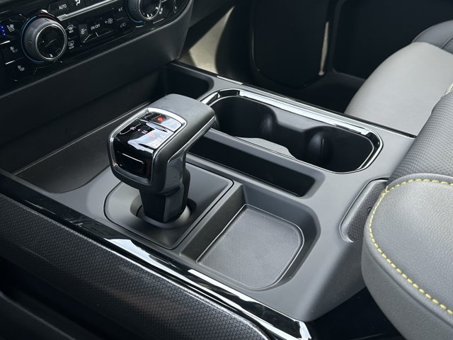 2026 Chevrolet Silverado 1500 ZR2 - Photo 14