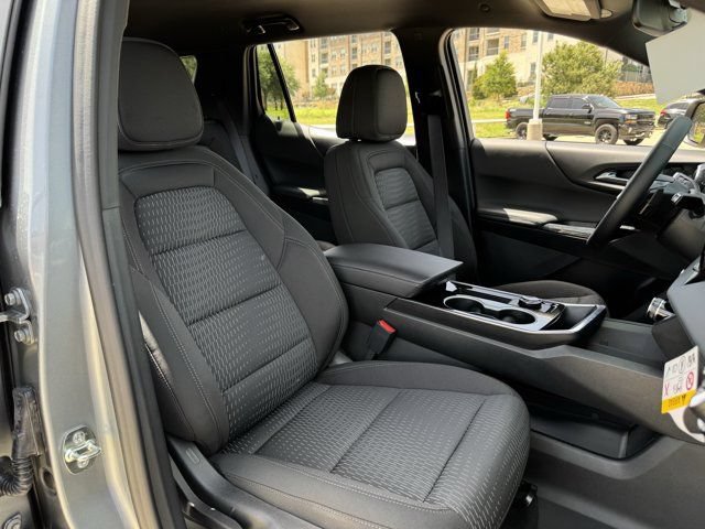 2027 Chevrolet Equinox LT - Photo 24