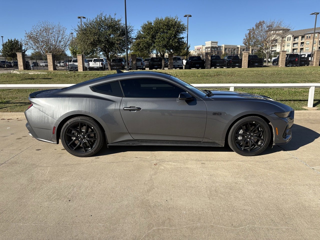 2025 Ford Mustang GT Premium photo 3