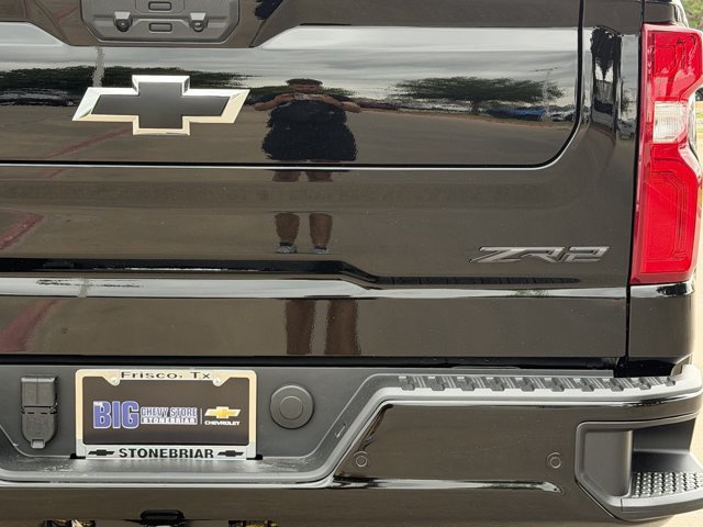 2026 Chevrolet Silverado 1500 ZR2 - Photo 6
