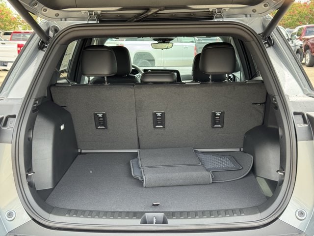 2027 Chevrolet Equinox LT - Photo 26