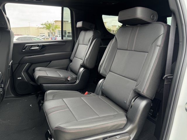 2026 Chevrolet Suburban RST - Photo 23