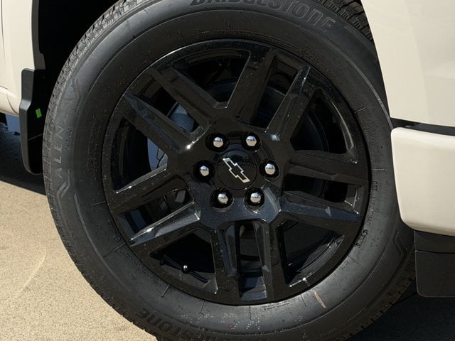 2026 Chevrolet Silverado 1500 Custom - Photo 10
