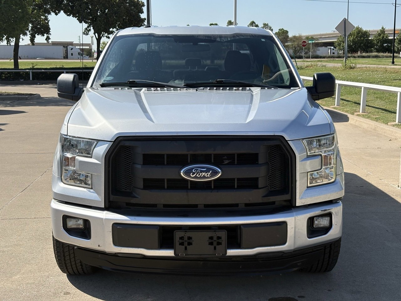 2016 Ford F-150 XL photo 2
