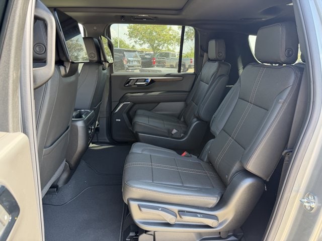 2026 Chevrolet Suburban High Country - Photo 25