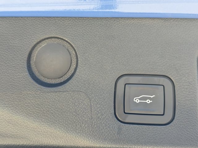 2027 Chevrolet Equinox RS - Photo 26