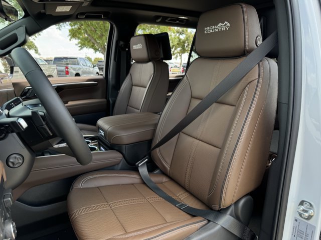 2026 Chevrolet Suburban High Country - Photo 21