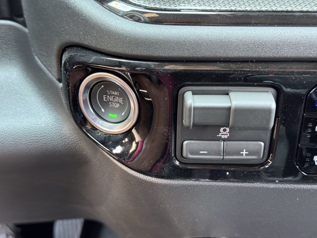 2026 Chevrolet Silverado 1500 ZR2 - Photo 15