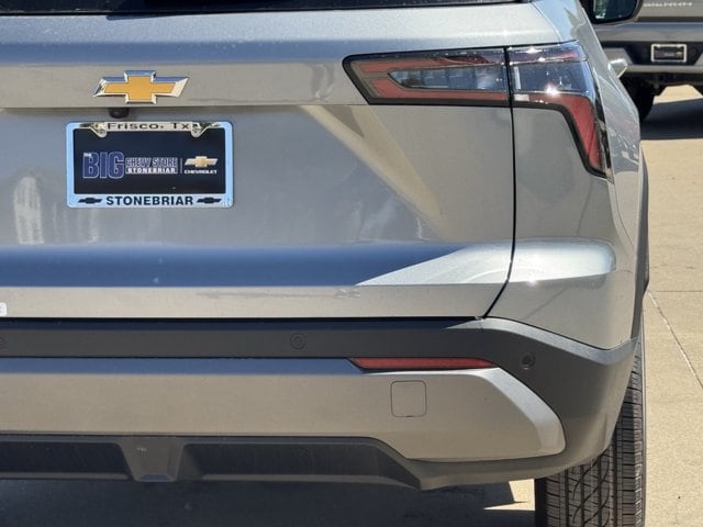 2027 Chevrolet Equinox LT - Photo 7