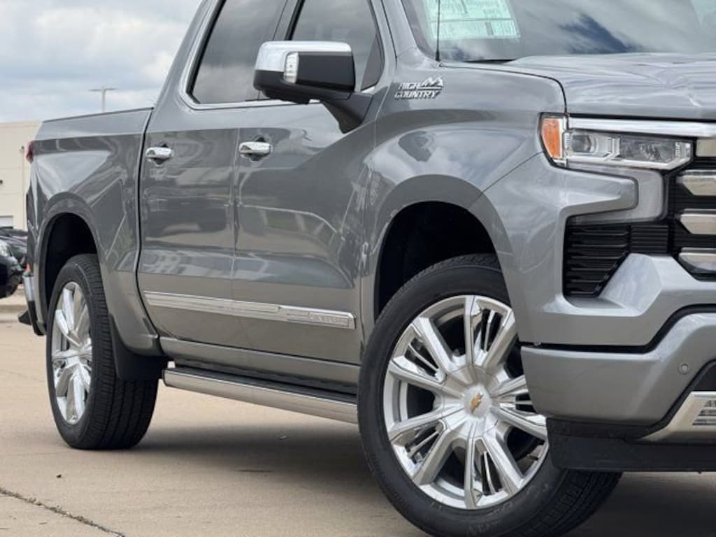 New 2026 Chevrolet Silverado 1500 High Country Truck Crew Cab