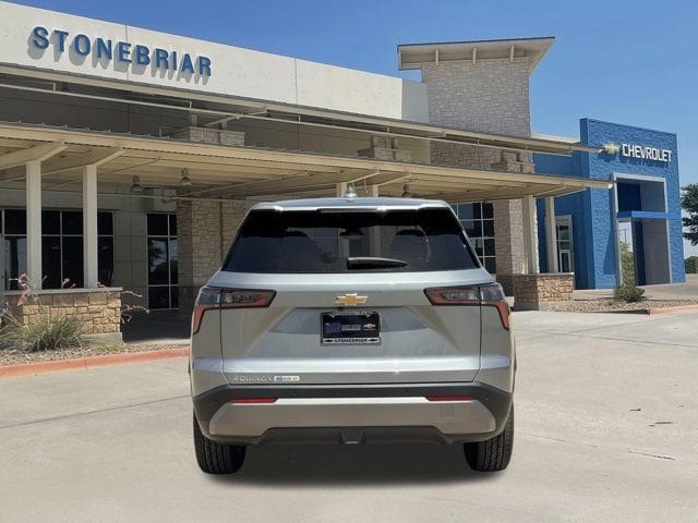 2027 Chevrolet Equinox LT - Photo 6