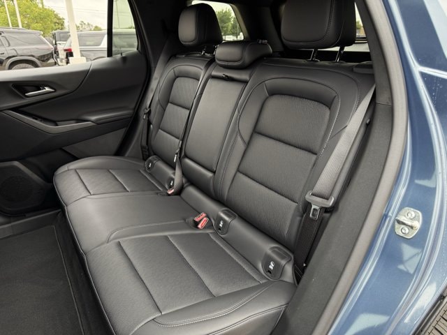 2027 Chevrolet Equinox LT - Photo 23